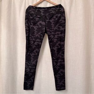 Handful Dark Gray Camo Leggings